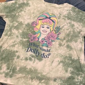 CLEARANCE Dolly Tee!